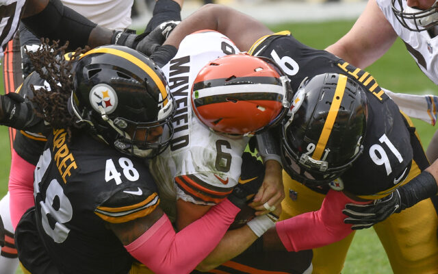 Steelers Dominate Browns 38-7