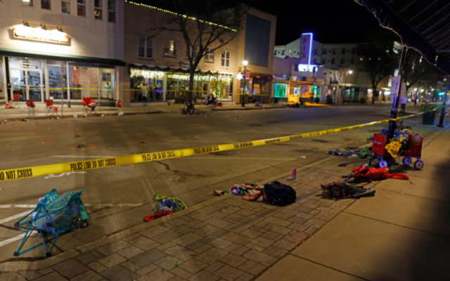 5 dead, 40 injured after SUV speeds into Christmas parade