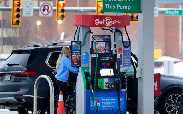 AAA: Average Gas Prices Flirt With $3, Shoot Back Up