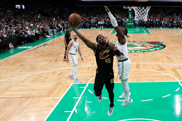 Cavs Shock Celtics In Game 2, Tie Series